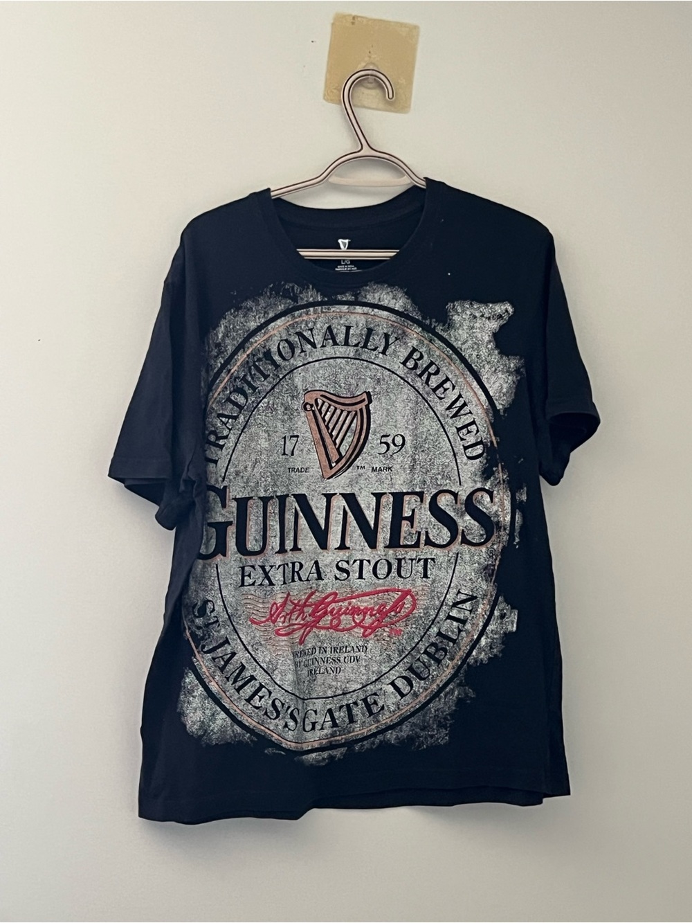 Guinness Extra Stout Label Graphic T-Shirt Black Men’s Large
